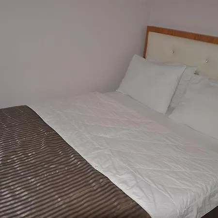 Feyza Apartament *