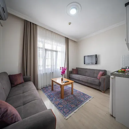 Feyza * Istanbulská provincie