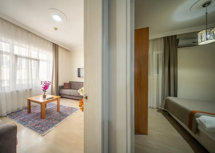 Апартаменты Feyza *